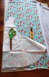An easy to follow tutorial showing how to combine two PDF sewing patterns to make an adorable bow back dress for babies / toddlers / girls. Multiple sleeve lengths and sleeveless option. Slim skirt or full skirt. 