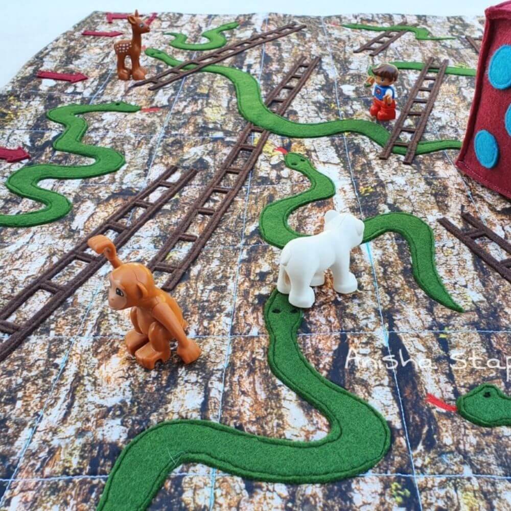 snakes and ladders (4)